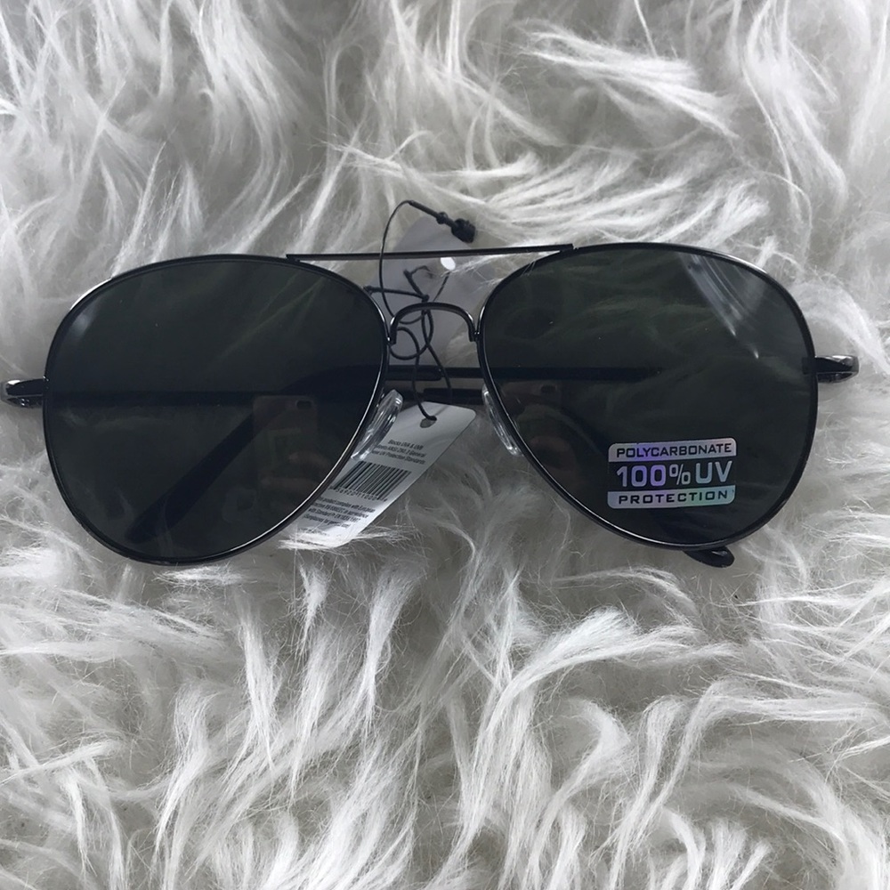 🆕 Aviators in Black